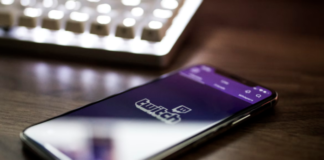 Vysvětlení, jak změnit barvu uživatelského jména na Twitchi