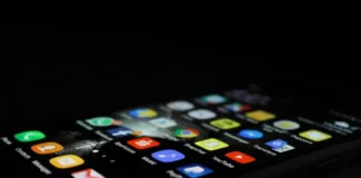 Vysvětlení opravy fialové obrazovky systému Android