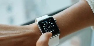 Jak vypnout funkci „Právě se přehrává“ na hodinkách Apple Watch