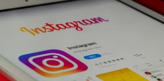Jak sdílet příspěvek do příběhu na Instagramu