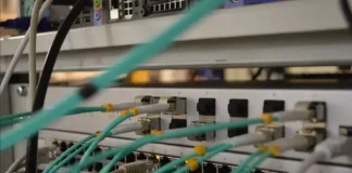 Co je PoE a proč je to důležité?